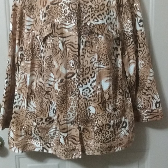 Cheetah Print Textured Jacket Plus - Picture 3 of 12